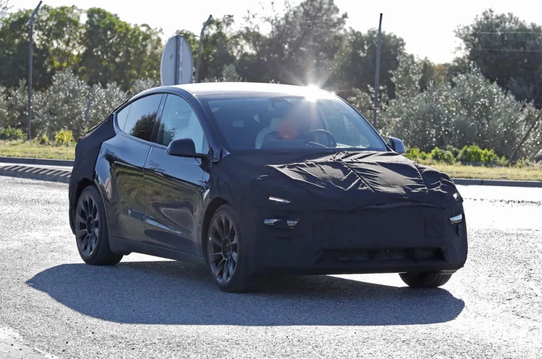 Tesla Model Y Spy Shot 3